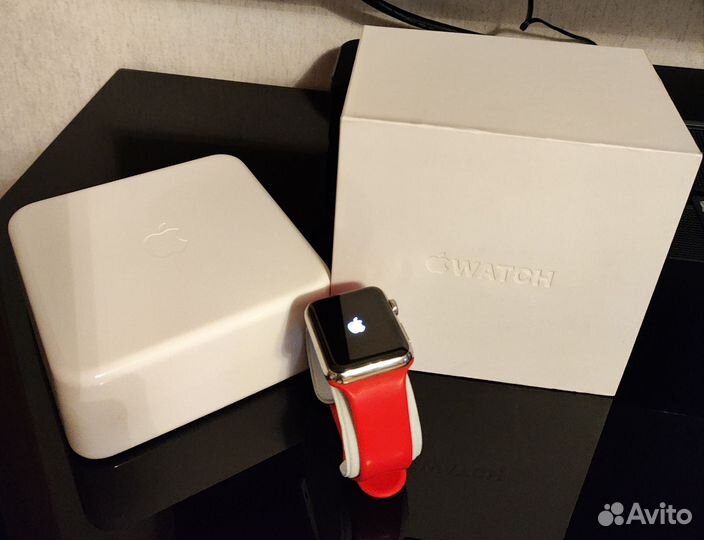 Apple watch 42 mm. Серия A1554