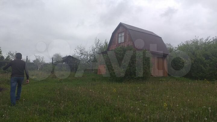 Дача 20 м² на участке 5 сот.