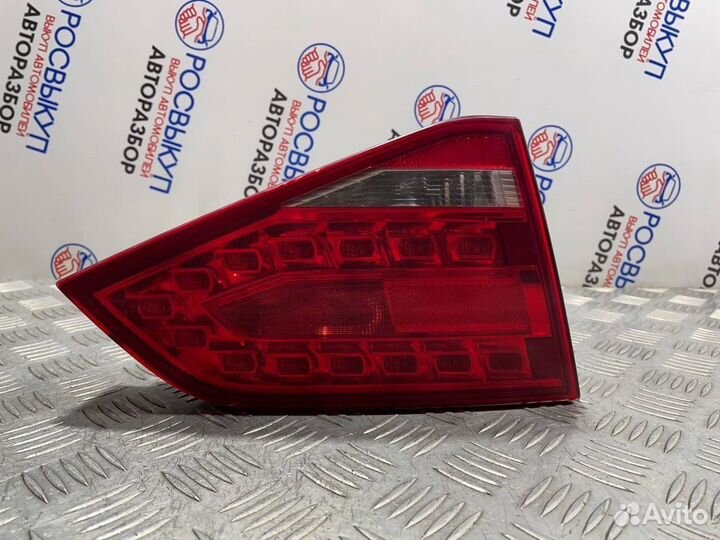 Фонарь Audi A4 B8