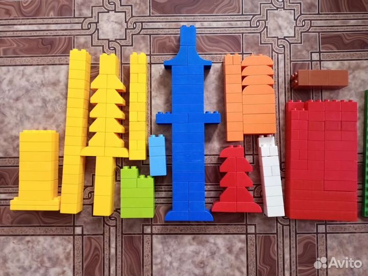 Лего дупло 160 деталей и пластина