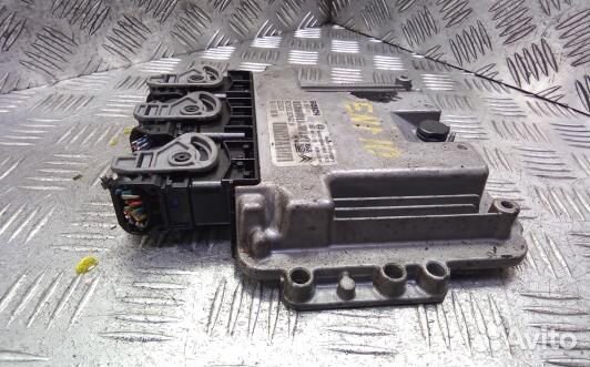 Блок управления двс peugeot 307 (ENI10PC01)