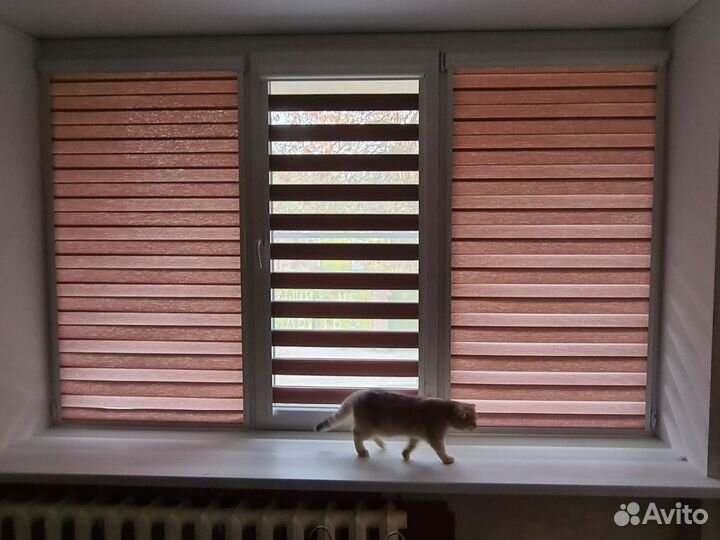 Рулонные шторы день ночь лофт во коричневый