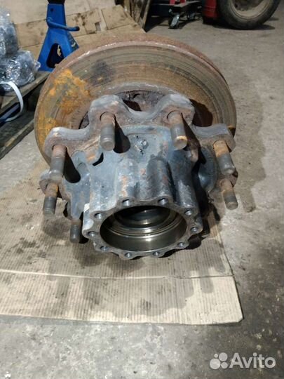 1812161 Ступица задняя DAF XF105 (прямое кольцо)