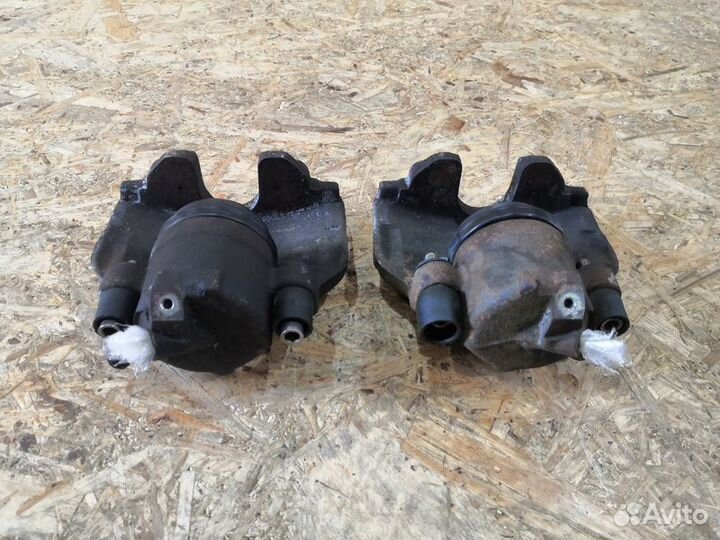 Суппорт тормозной передний Audi A6