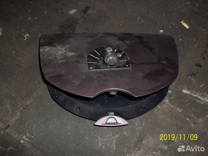 Бардачок верхний Мицубиси Грандис