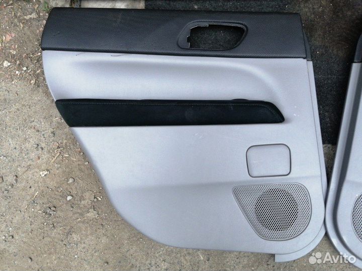 Дверные карты Subaru Forester SG