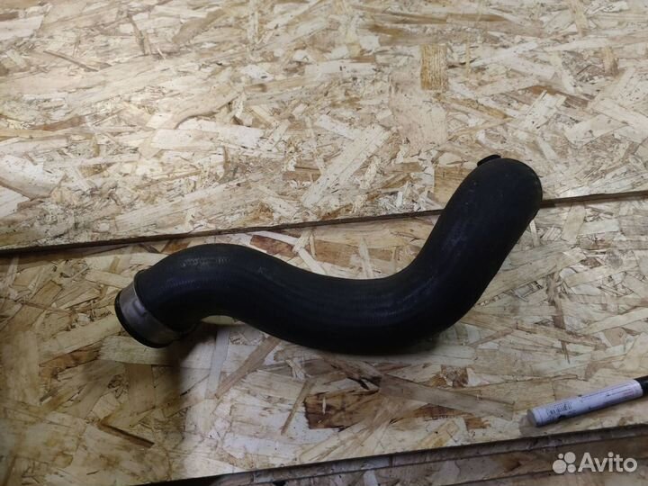 Патрубок интеркулера Mercedes-Benz C-Класс