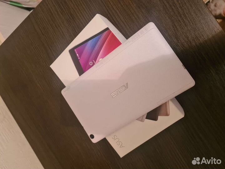 Планшет asus ZenPad C 7.0 (Z170CG) Atom