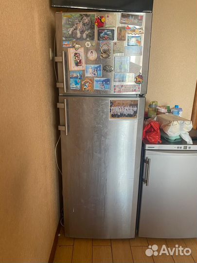 Холодильник liebherr