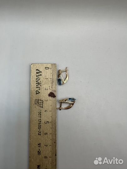 Золотые сережки с камнями 585 пробы