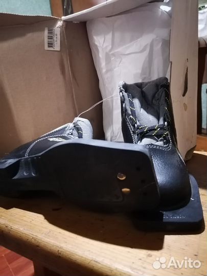 Ботинки для лыж