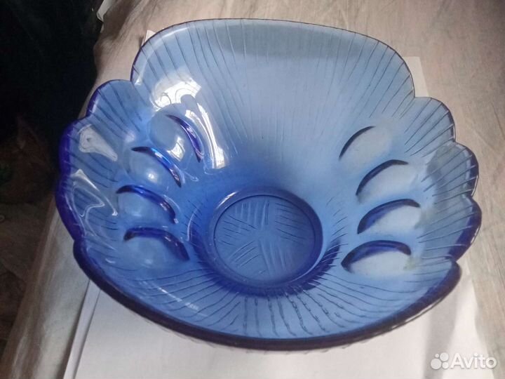 Ваза СССР из синего стекла