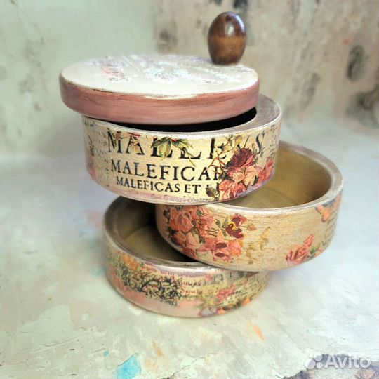 Шкатулка для украшений