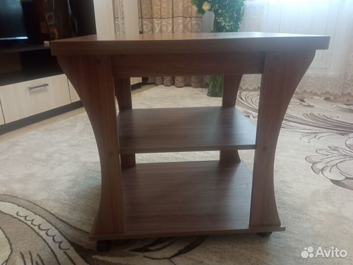 Продам журнальный стол-трансформер