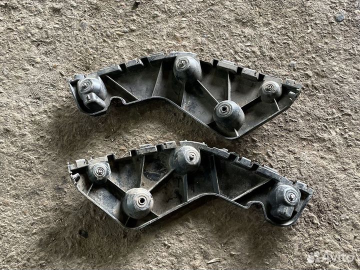 Кронштейн заднего бампера duster terrano