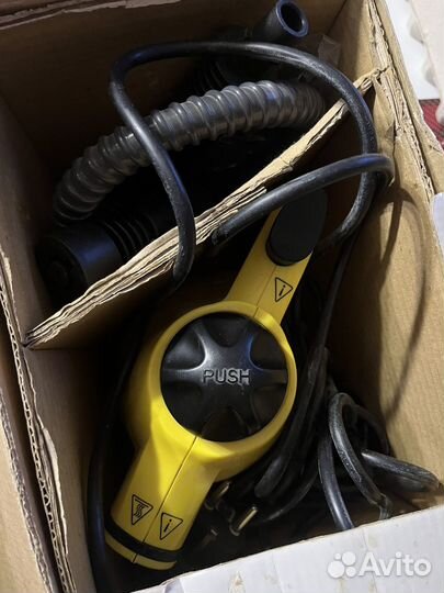 Clatronic Ручной пароочиститель отпариватель