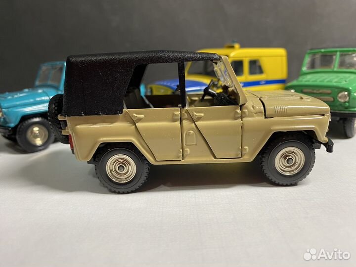 Модель УАЗ 469 1/43 СССР