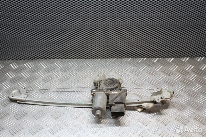 Стеклоподъемник Mercedes-Benz E-класс