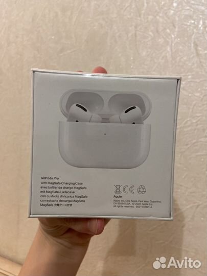 Беспроводные наушники airpods pro в коробке