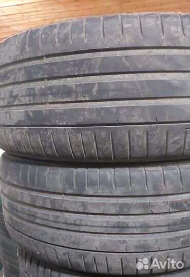 Pirelli P Zero 255/40 R21 102V