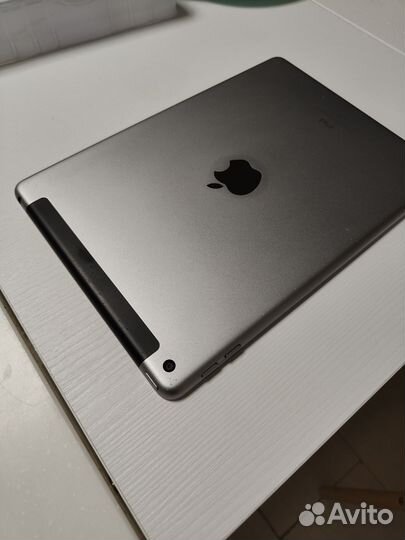 iPad 6 поколения 32 gb sim