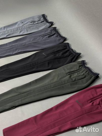 Спортивные штаны