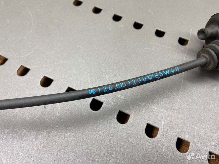 Трос газа Mercedes-Benz S124 M102.963 1992