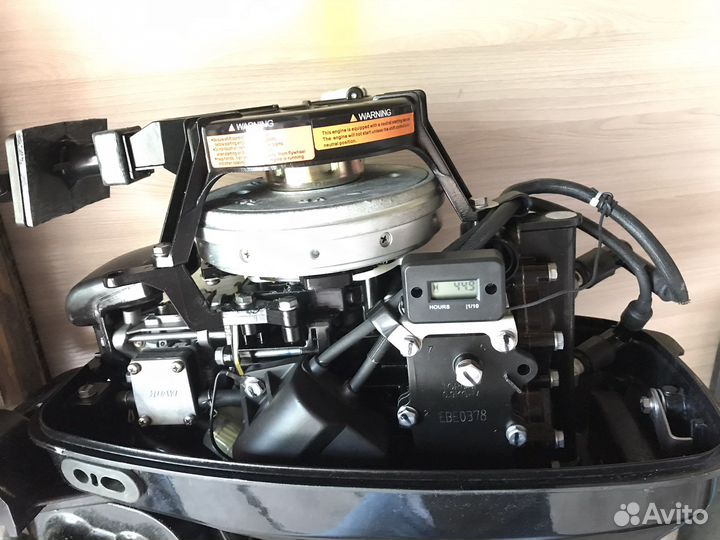 Gladiator 330 + мотор 9,8