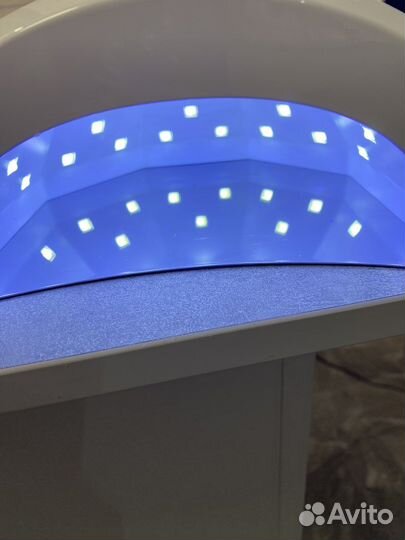Лампа для ногтей