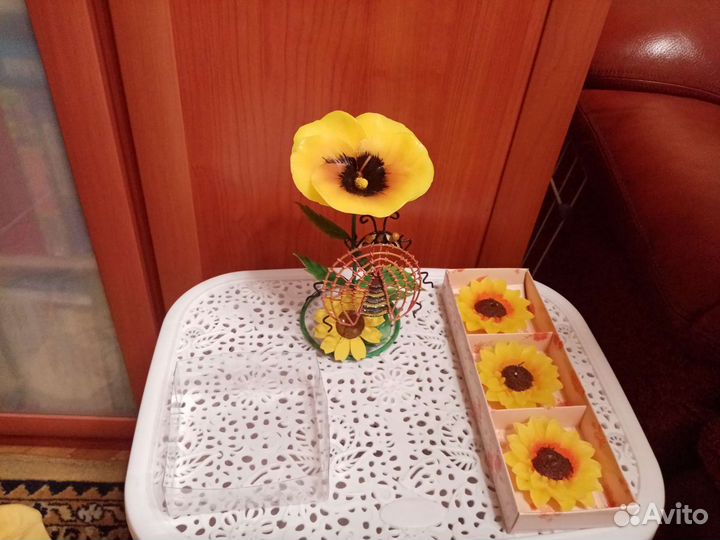 Подсвечник со свечами