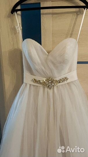 Свадебное платье 42 44 бу