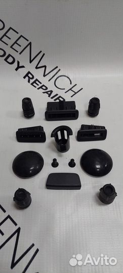 Накладки и заглушки двери багажника Land Rover