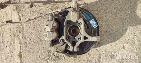 Поворотный кулак левый Hyundai Santa Fe 4 TM