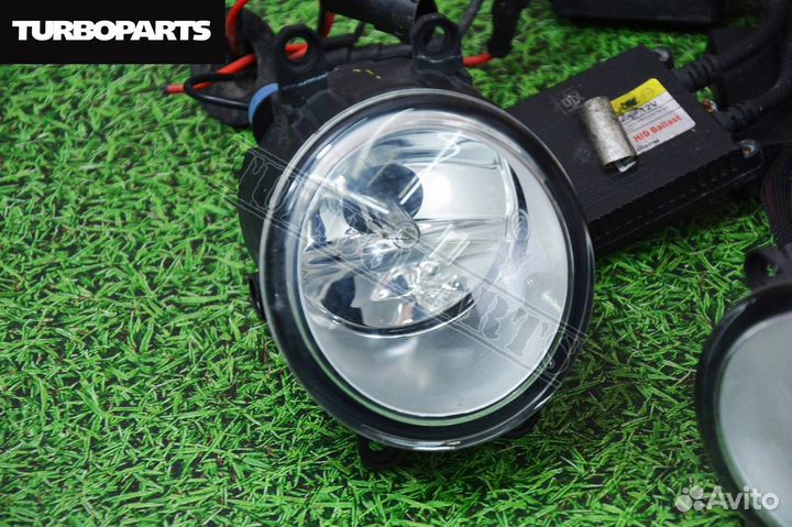 Туманки передние Toyota Prius ZVW30 2azfxe