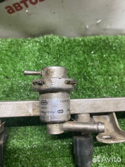 Топливная рейка с форсунками Geely Mk седан 1.5