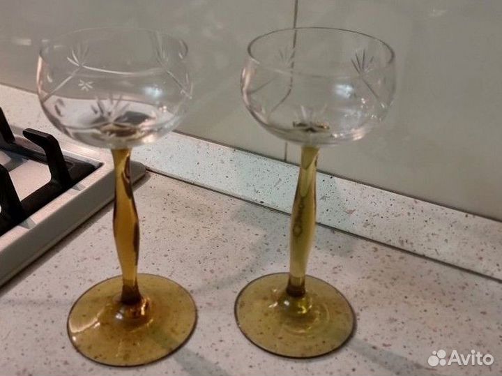 Хрустальные бокалы цветные