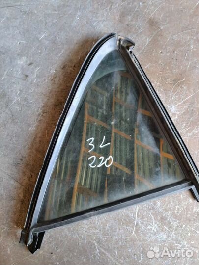 Стекло двери заднее Mercedes w220
