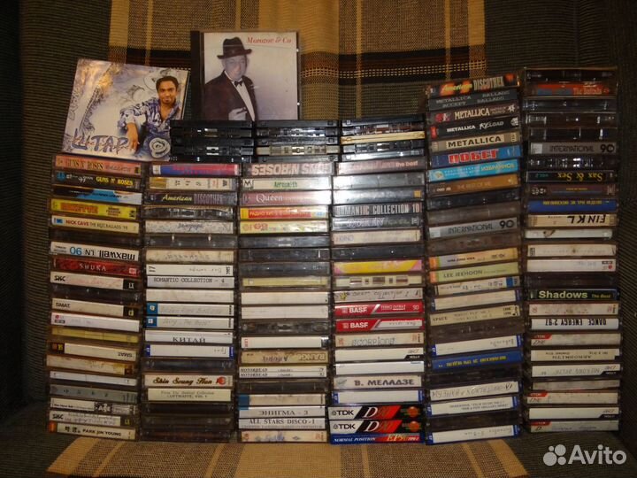 Кассеты разные 145 шт + диски