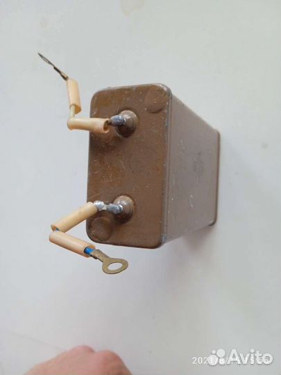 Конденсатор кбг-мн