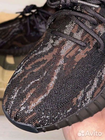 Кроссовки Adidas Yeezy