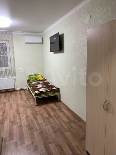 Комната 30 м² в 4-к., 2/2 эт.