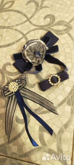 Школьные бантики, заколки, броши