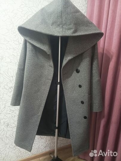 Пальто женское демисезонное 42 размер
