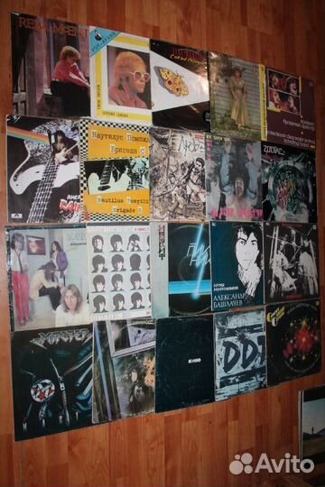 Виниловые пластинки восновном рок и высоцкий