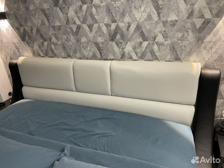 Кровать с подъемным механизмом 180х200 бу