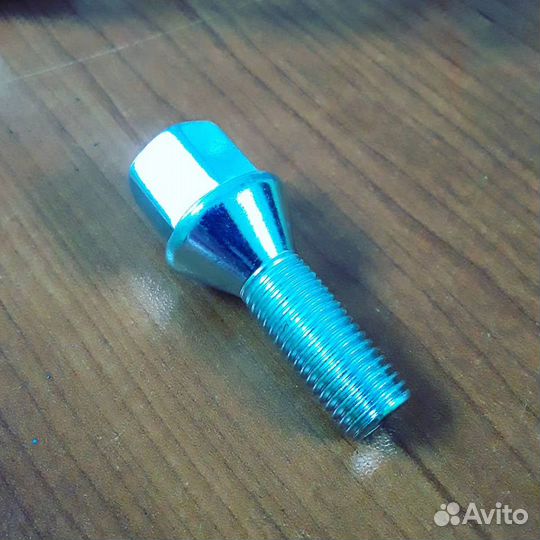 Болт колесный Рено логан меган флюенс симбол