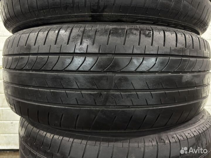 Bridgestone Dueler H/L 33A 235/55 R20