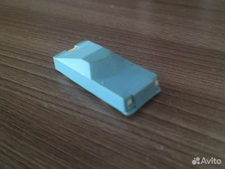 Машинка на магните от игры 