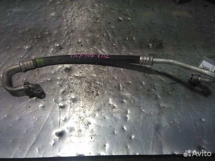 Шланг кондиционера toyota ractis NCP105 1NZ-FE кон