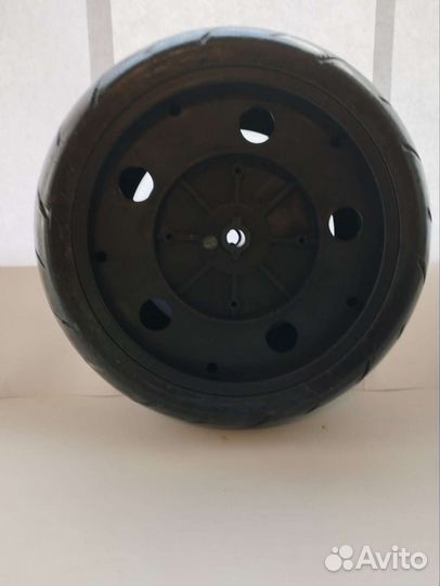 Колесо резиновое EVA 24 см для электромобиля